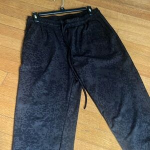 Patterned jogger pants